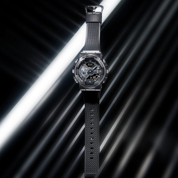 Оригинальные часы Casio Casio G-Shock GM-110BB-1ADR (GM-110BB-1A) электронные калибр механизма  общий вид