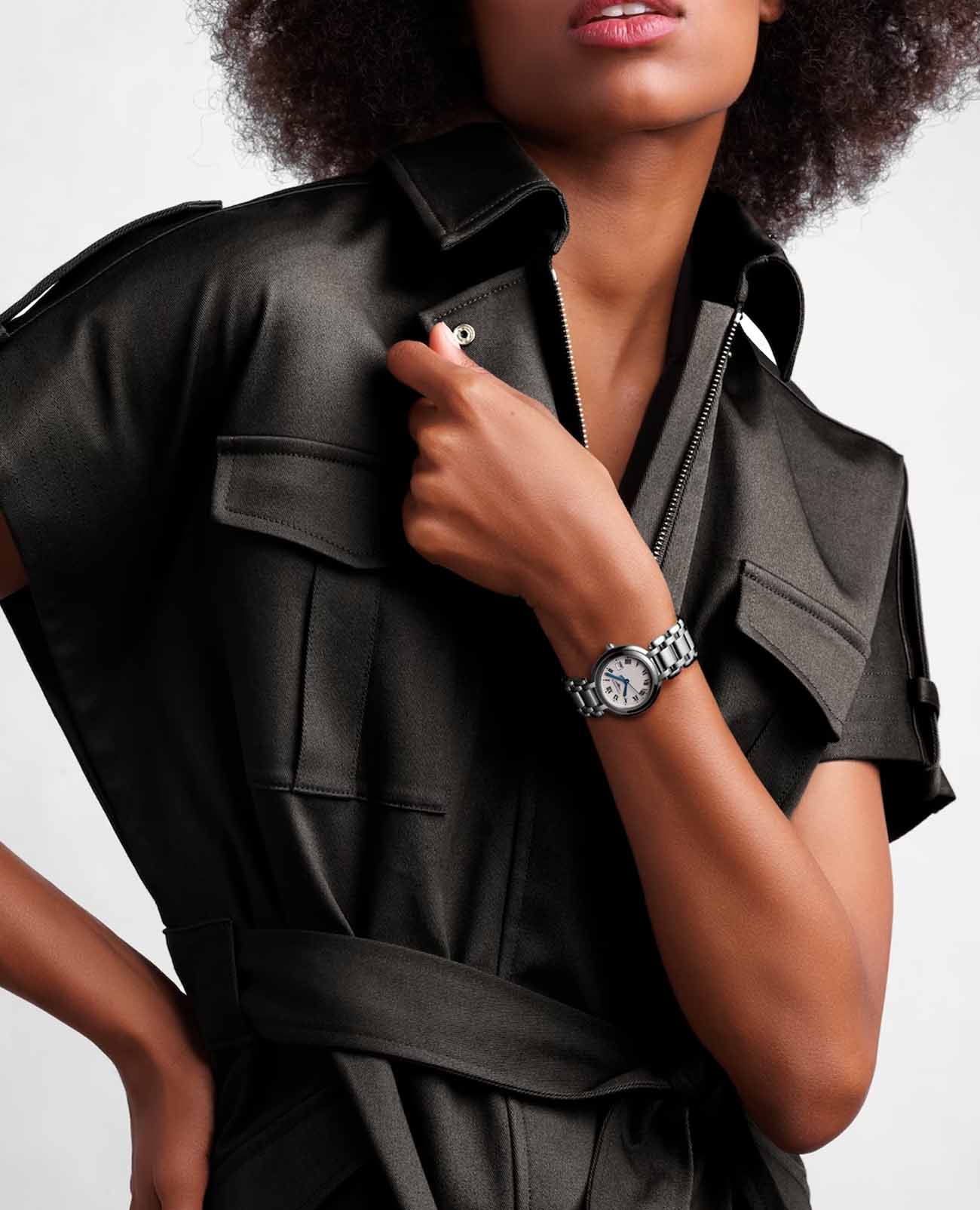 Longines Longines PrimaLuna L8.122.4.71.6 женские часы белый циферблат на запястье