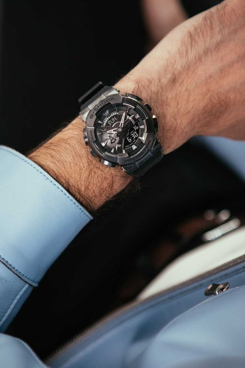 Casio Casio G-Shock GM-110BB-1ADR (GM-110BB-1A) GM, наручные мужские часы фото под углом