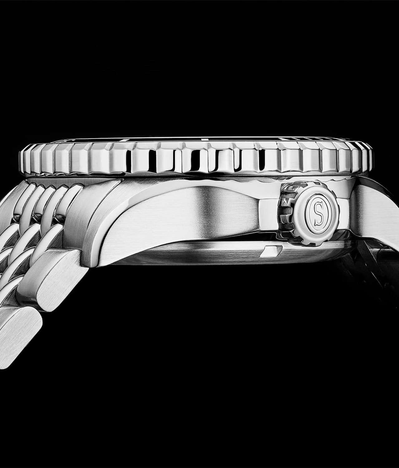 Stuhrling Stuhrling Aquadiver 1009.01,  сша мужские часы на браслете нержавеющая сталь боковой вид