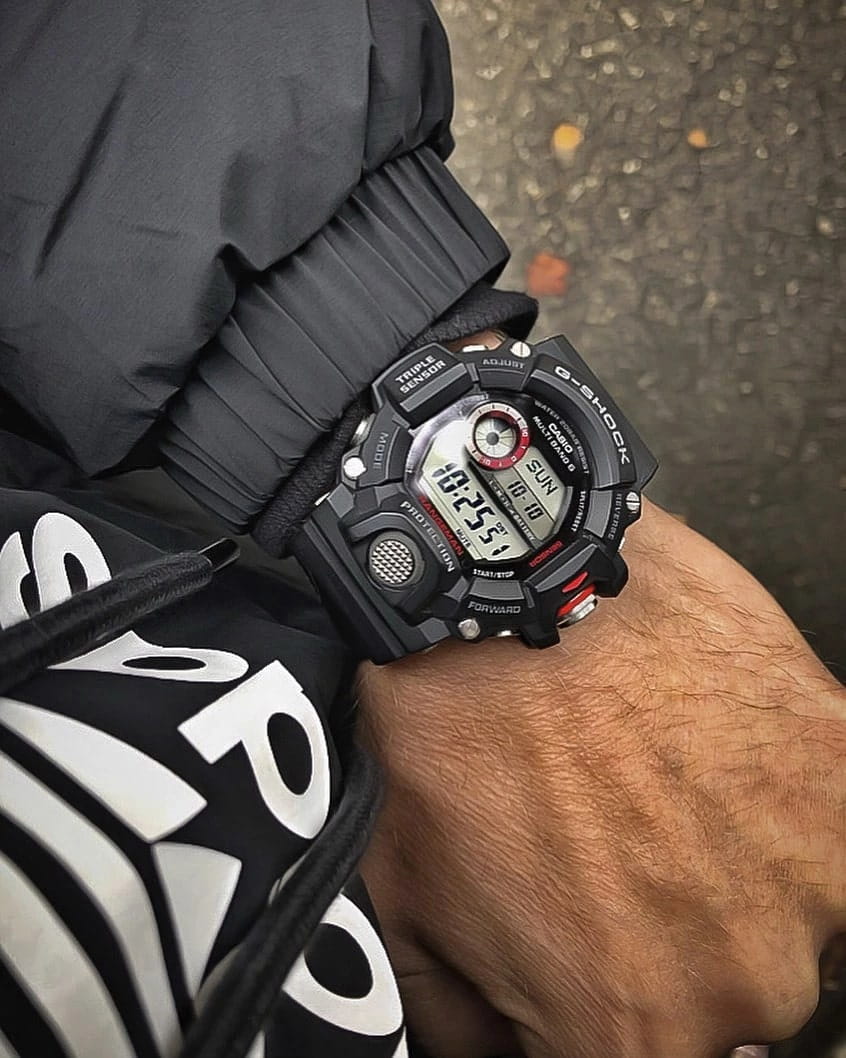 Casio Casio G-Shock GW-9400-1E, g-shock япония мужские часы на браслете пластик боковой вид