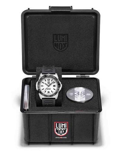 Luminox Pacific Diver XS.3101.H.SET