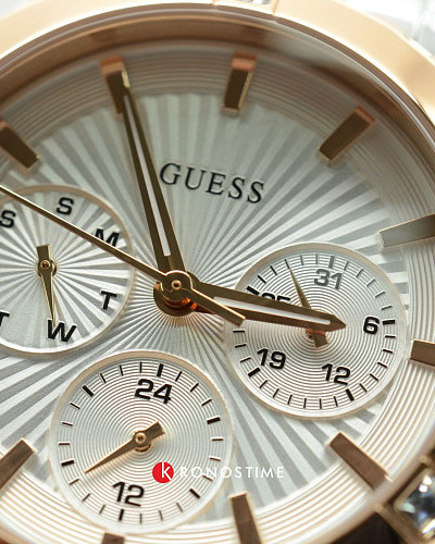 GUESS W0443L4